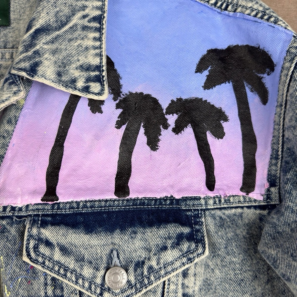 Wild Fable Denim Jacket Women L Acid Wash Palm Tree‎ Floral Painted Retro Art - Picture 8 of 16